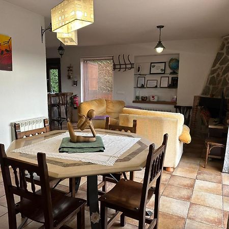 Vivienda De Uso Turistico El Nido Guest House La Serrada Luaran gambar