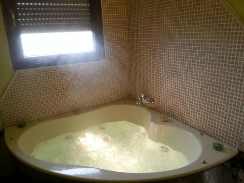 Vivienda De Uso Turistico El Nido Guest House La Serrada Luaran gambar